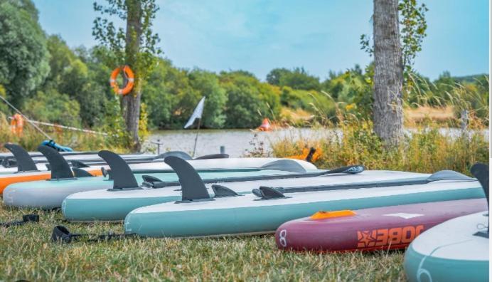 'Swan' Lakeview Lodge Bishampton Exteriör bild