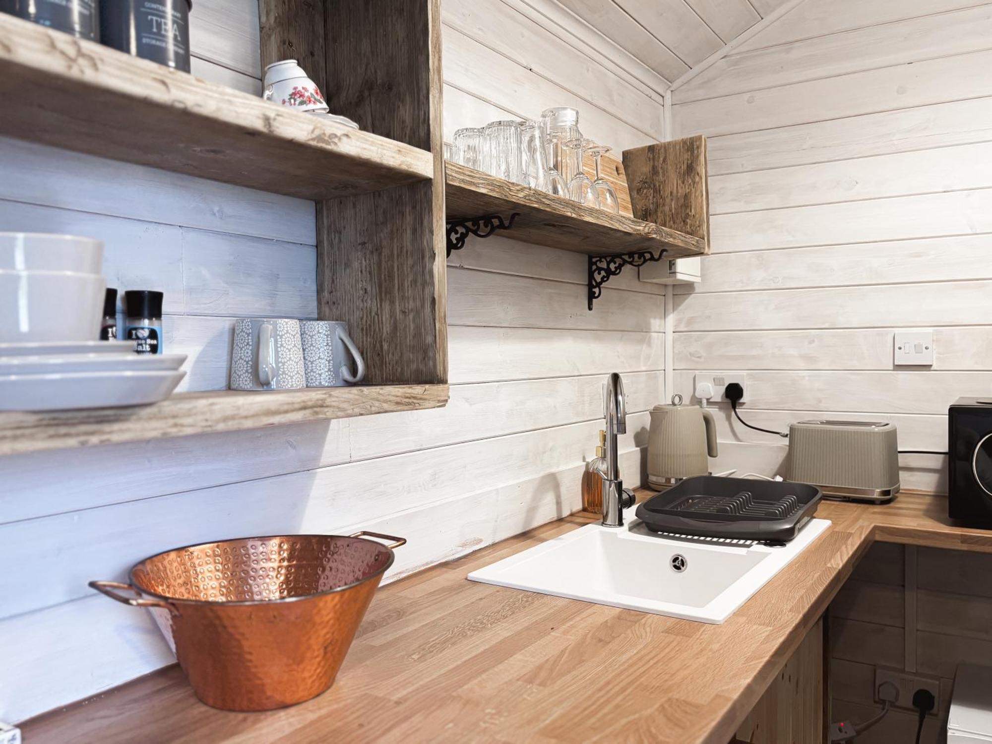 'Swan' Lakeview Lodge Bishampton Exteriör bild